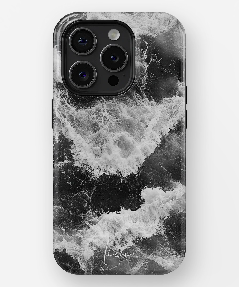 Schwarzer Sturm - iPhone 15 Pro