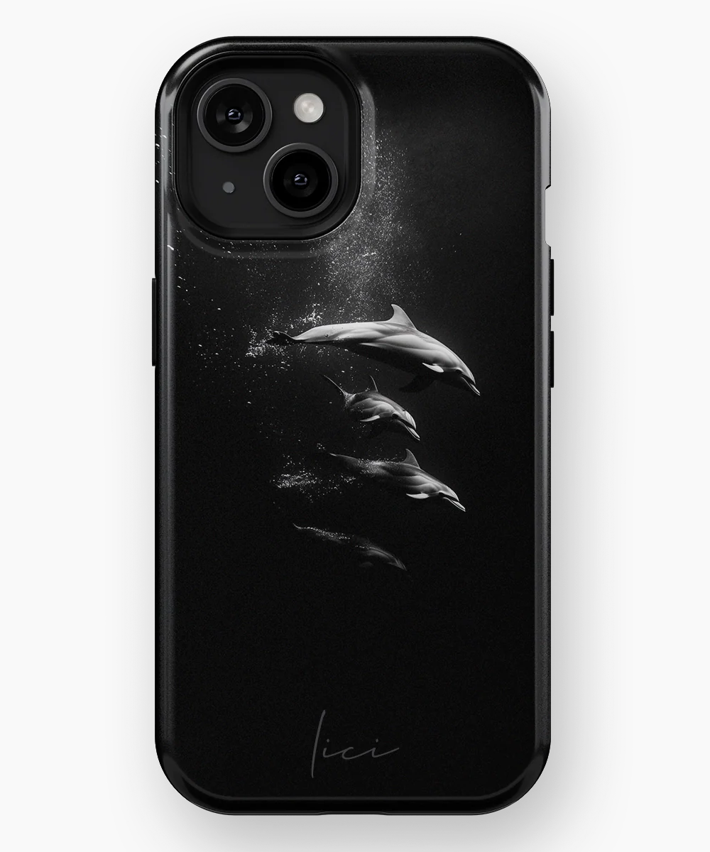 Dolphins - iPhone 15