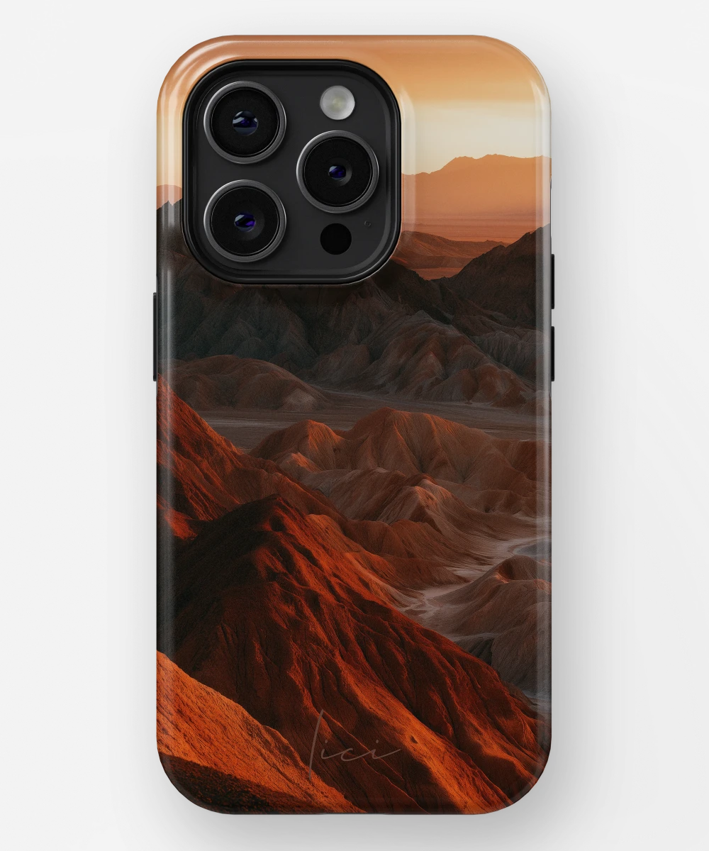 Desert Dusk - iPhone 15 Pro